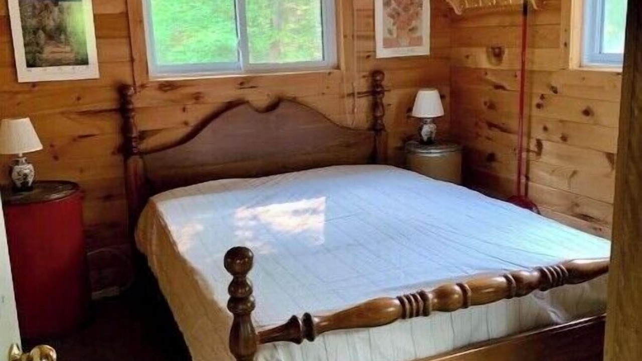 Photo of Bedroom in Collingwood