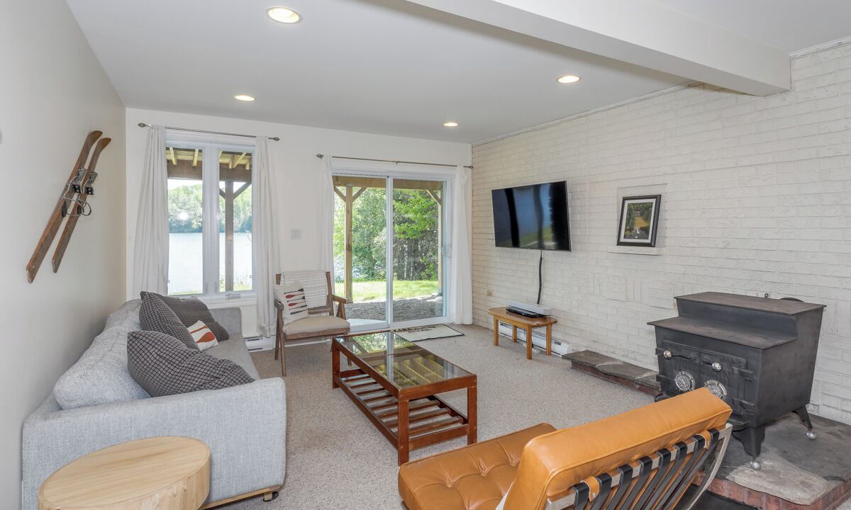 Photo of Livingroom in Perry
