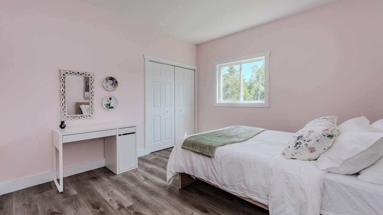 Photo of Bedroom in Stokes Bay