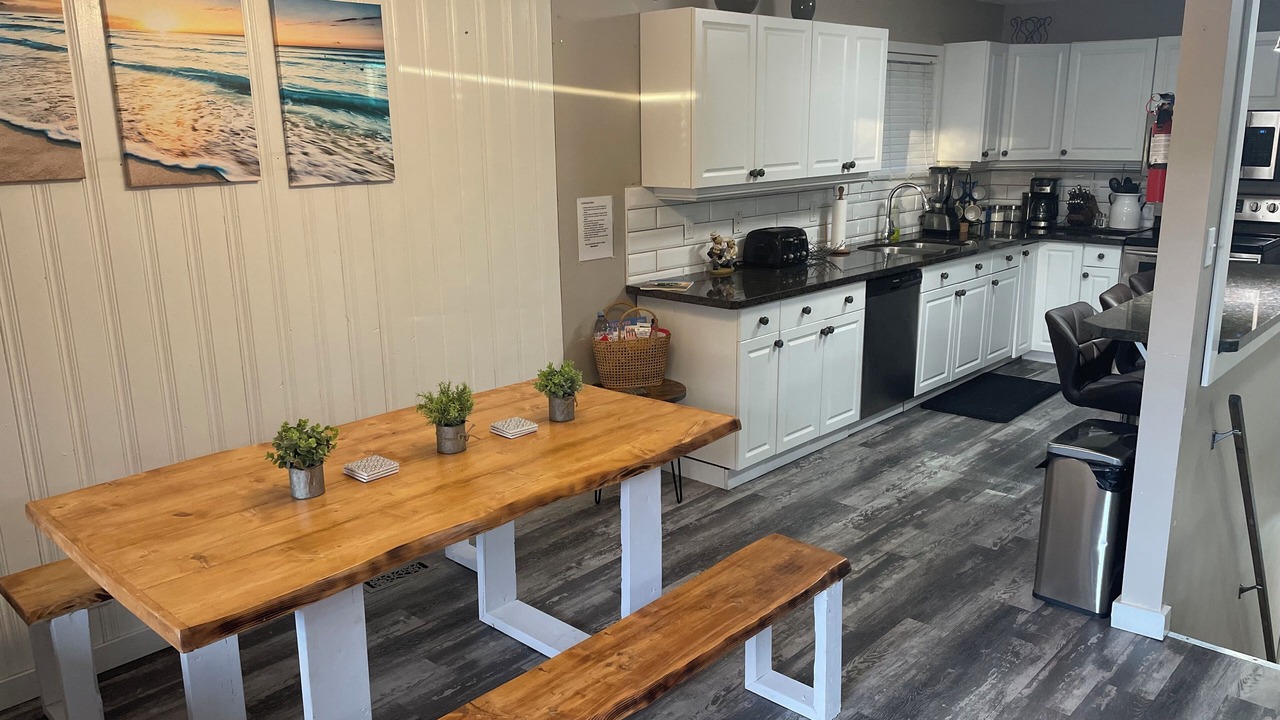 Photo of Kitchen in Sylvan Lake