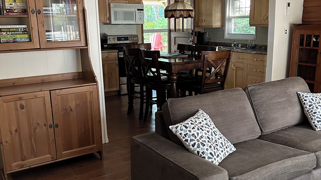 Photo of Livingroom in Georgian Bay