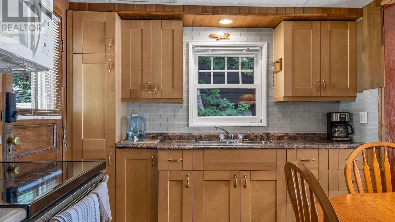 Photo of Kitchen in Georgian Bay