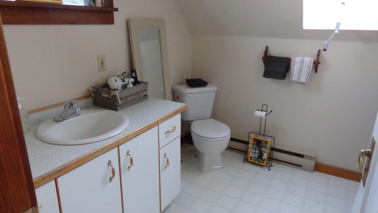 Photo of Bathroom in Otter Point