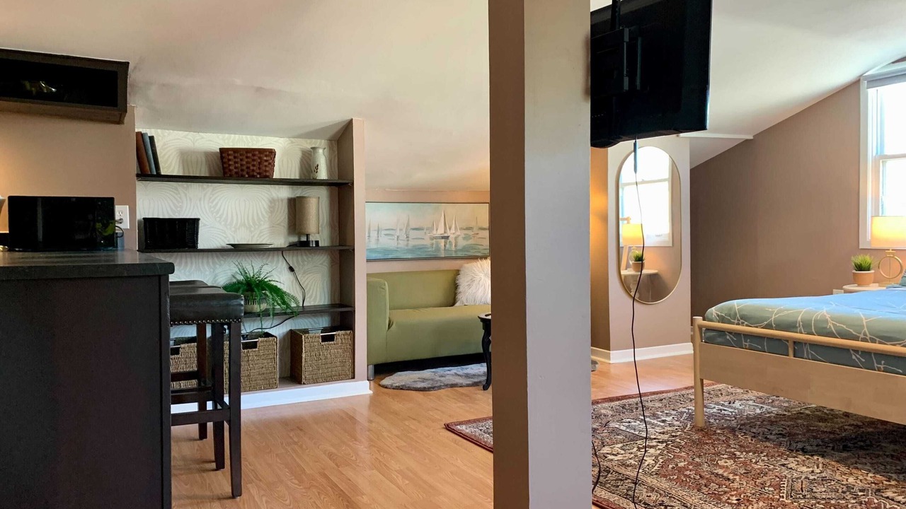 Photo of Livingroom in North End