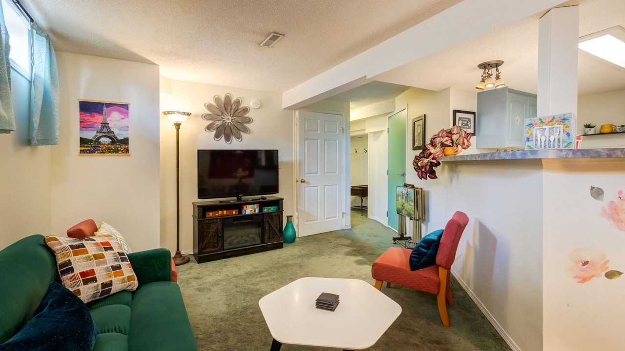Photo of Livingroom in Northwest Calgary