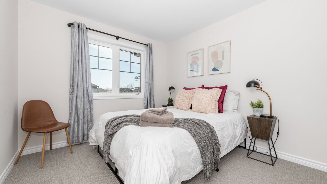Photo of Bedroom in Ottawa Division