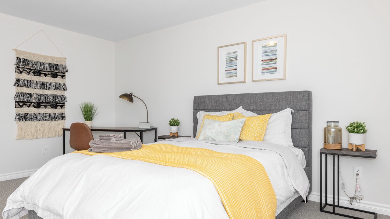 Photo of Bedroom in Ottawa Division