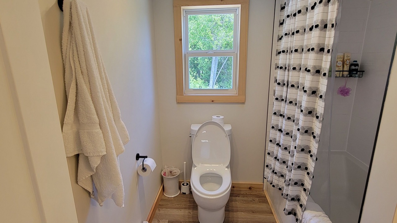 Photo of Bathroom in Stokes Bay