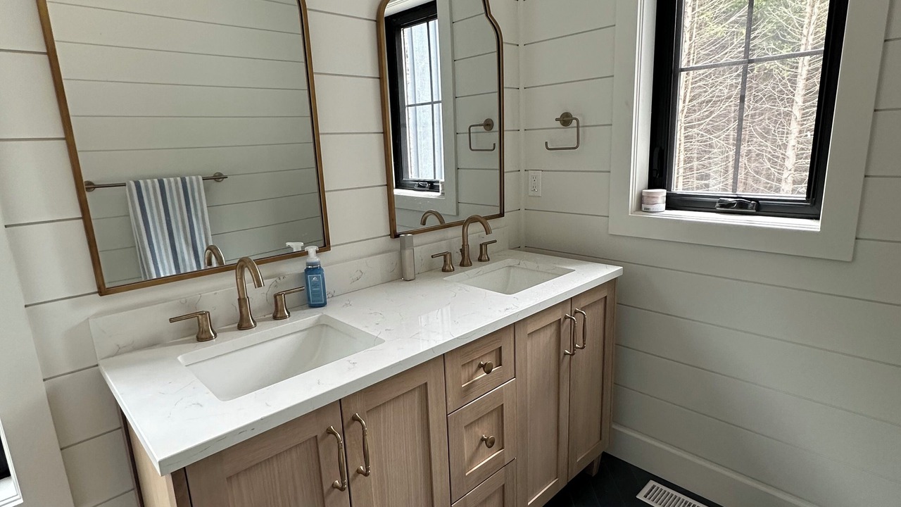 Photo of Bathroom in Flesherton