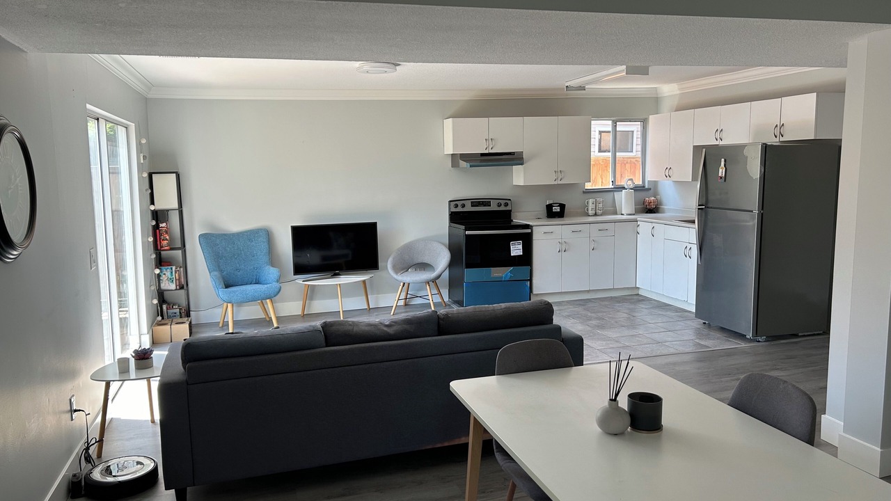 Photo of Livingroom in Coquitlam
