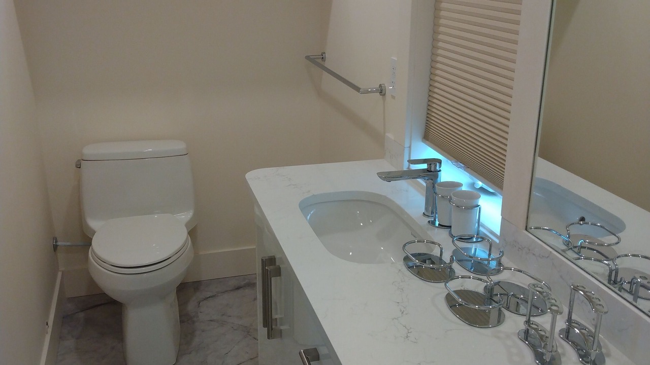 Photo of Bathroom in Okanagan-Similkameen