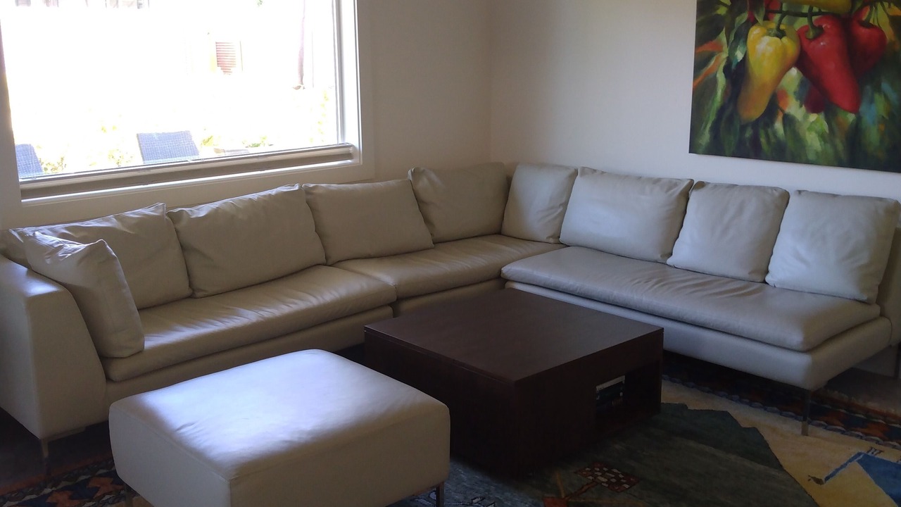 Photo of Livingroom in Okanagan-Similkameen