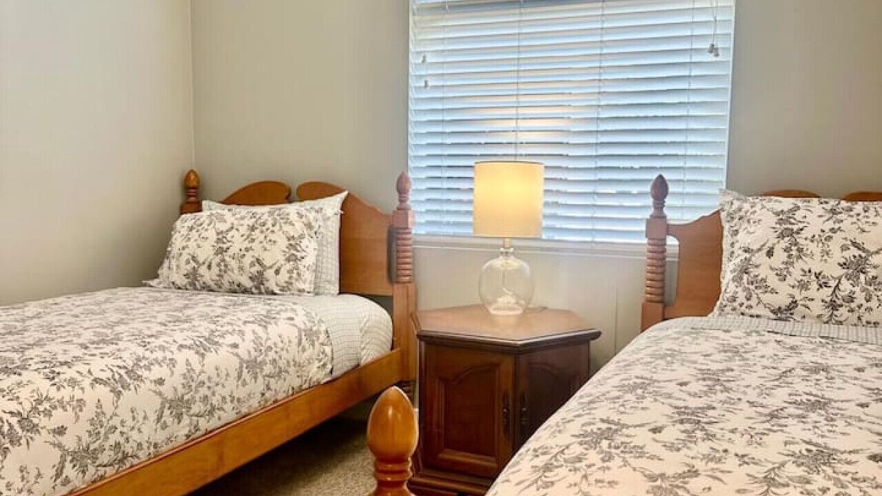 Photo of Bedroom in Bowen Island