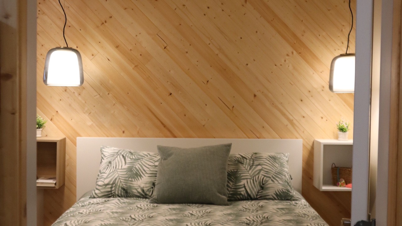 Photo of Bedroom in Lake Cowichan