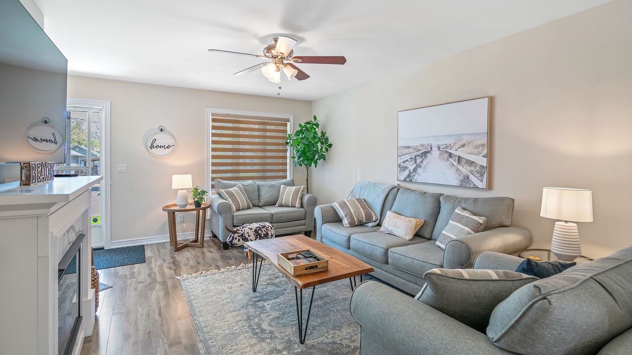 Photo of Bedroom in Crystal Beach