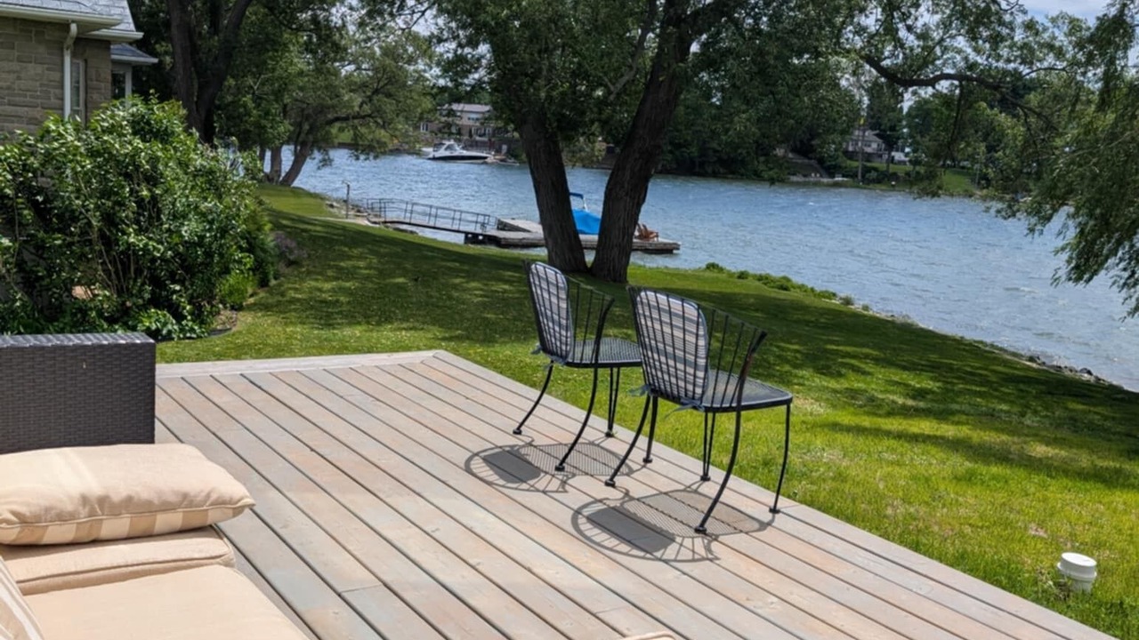 Photo of Patio Balcony in Leeds and the Thousand Islands