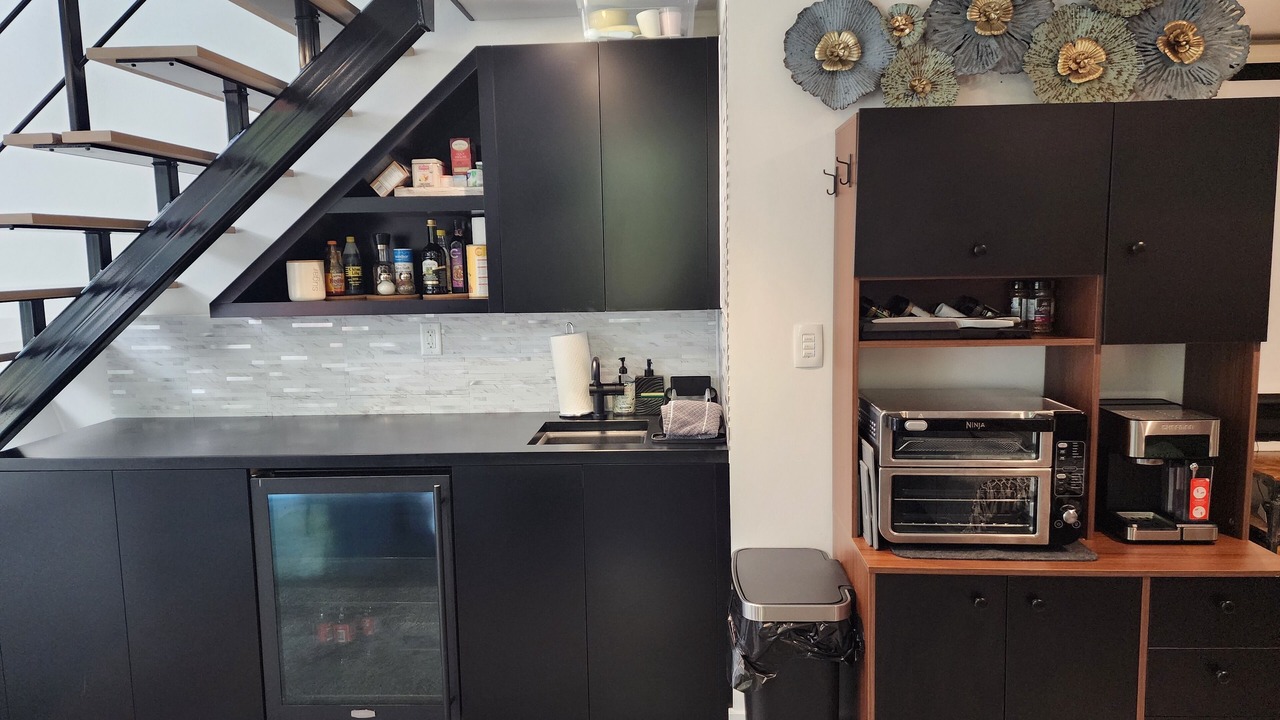 Photo of Kitchen in West Vancouver