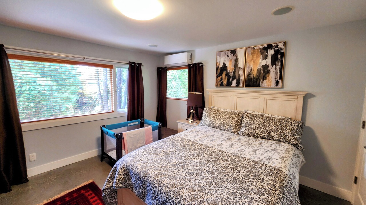 Photo of Bedroom in West Vancouver