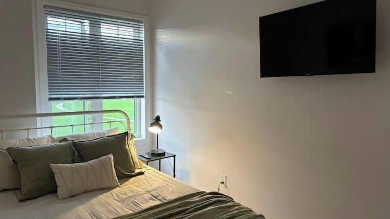 Photo of Bedroom in Bowmanville