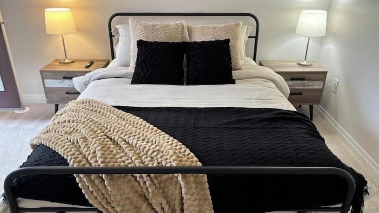 Photo of Bedroom in Bowmanville