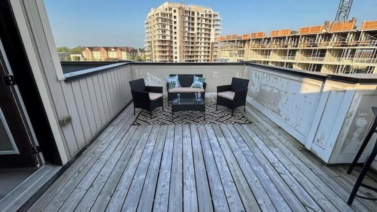 Photo of Patio Balcony in Bowmanville