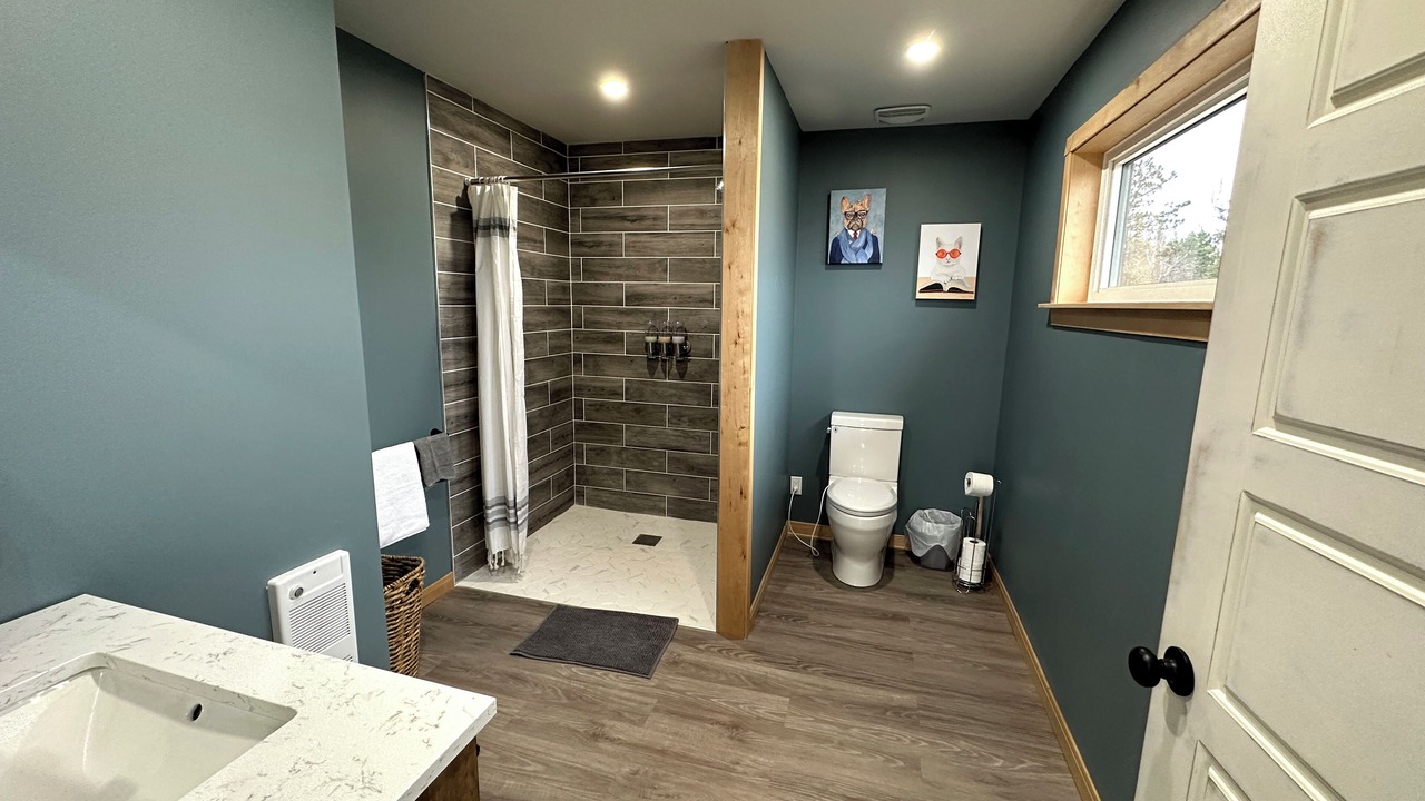 Photo of Bathroom in Saulnierville