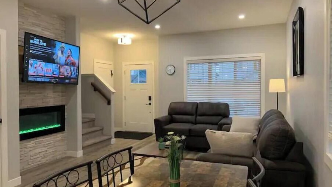 Photo of Livingroom in Regina