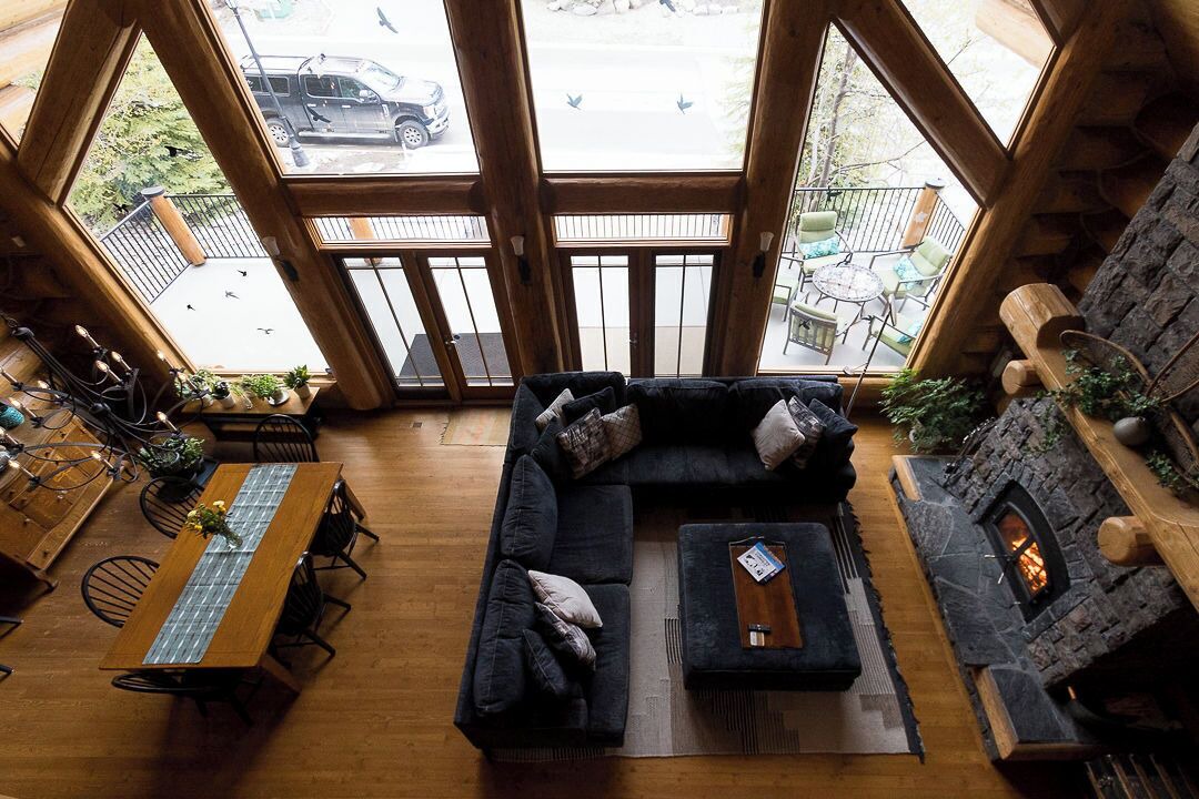Photo of Livingroom in East Kootenay