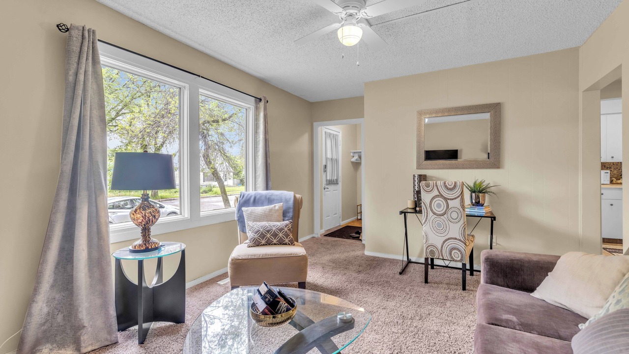 Photo of Livingroom in North Battleford