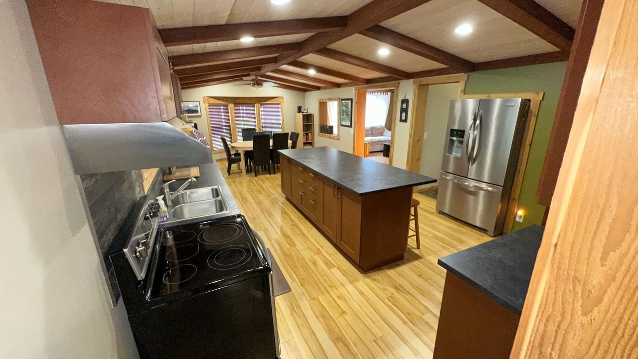 Photo of Kitchen in Swansea Point