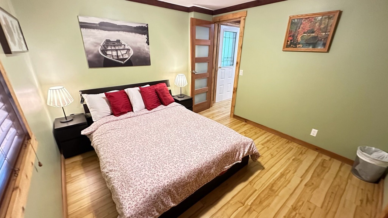 Photo of Bedroom in Swansea Point