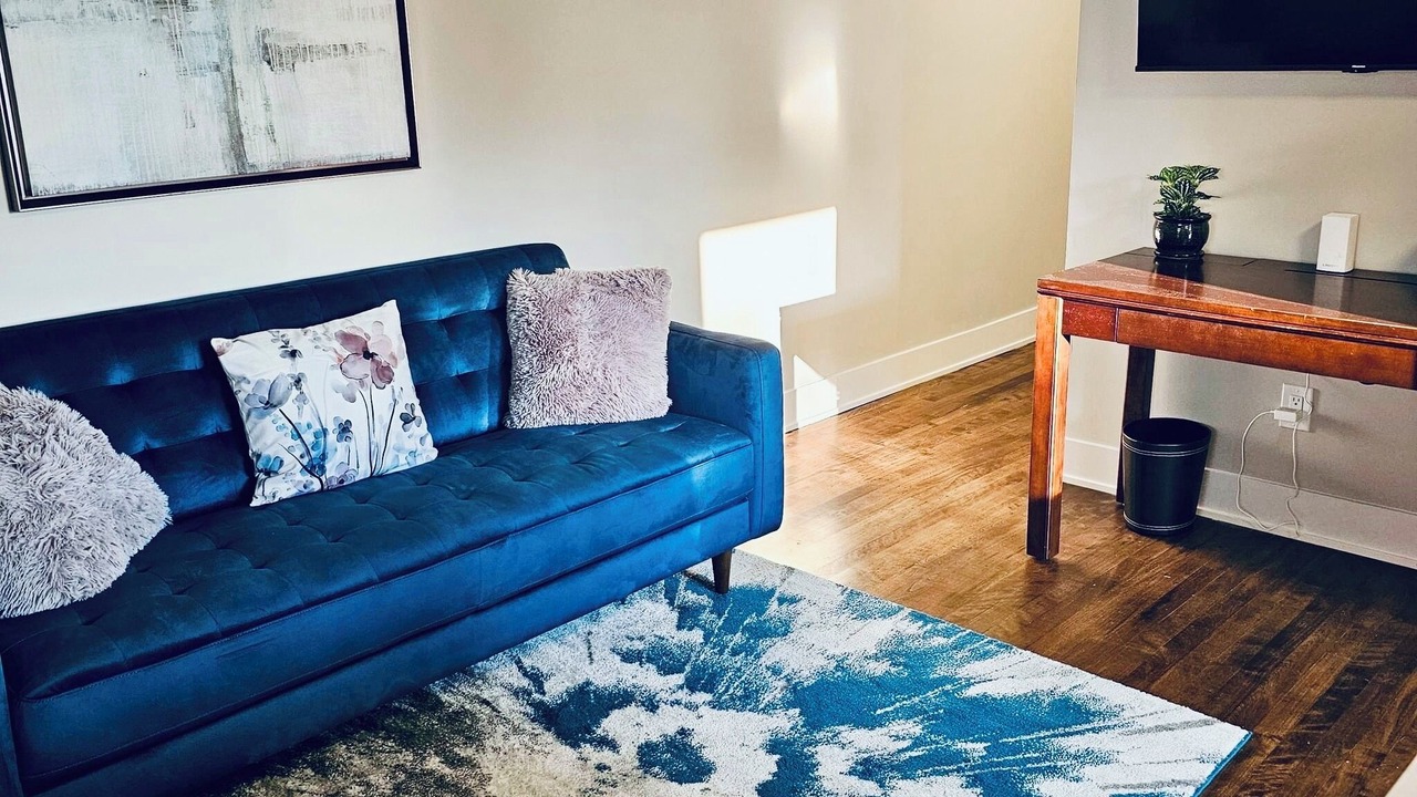 Photo of Livingroom in Ottawa Division