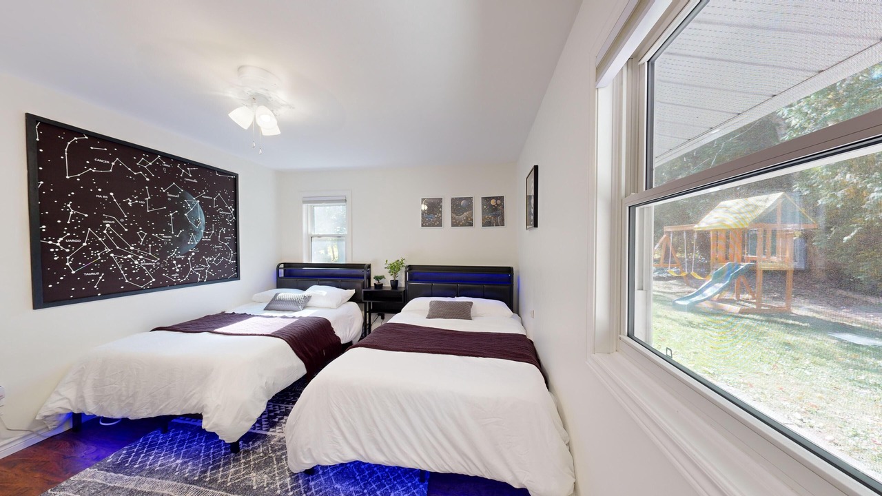 Photo of Bedroom in Lambton Shores