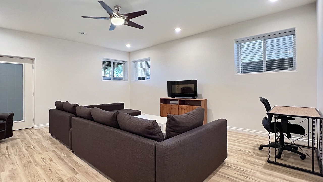 Photo of Livingroom in Pine Lake