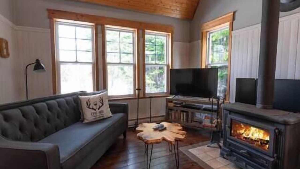 Photo of Livingroom in Saint Aime Des Lacs