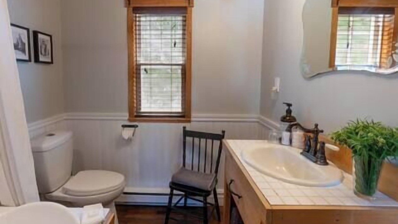 Photo of Bathroom in Saint Aime Des Lacs