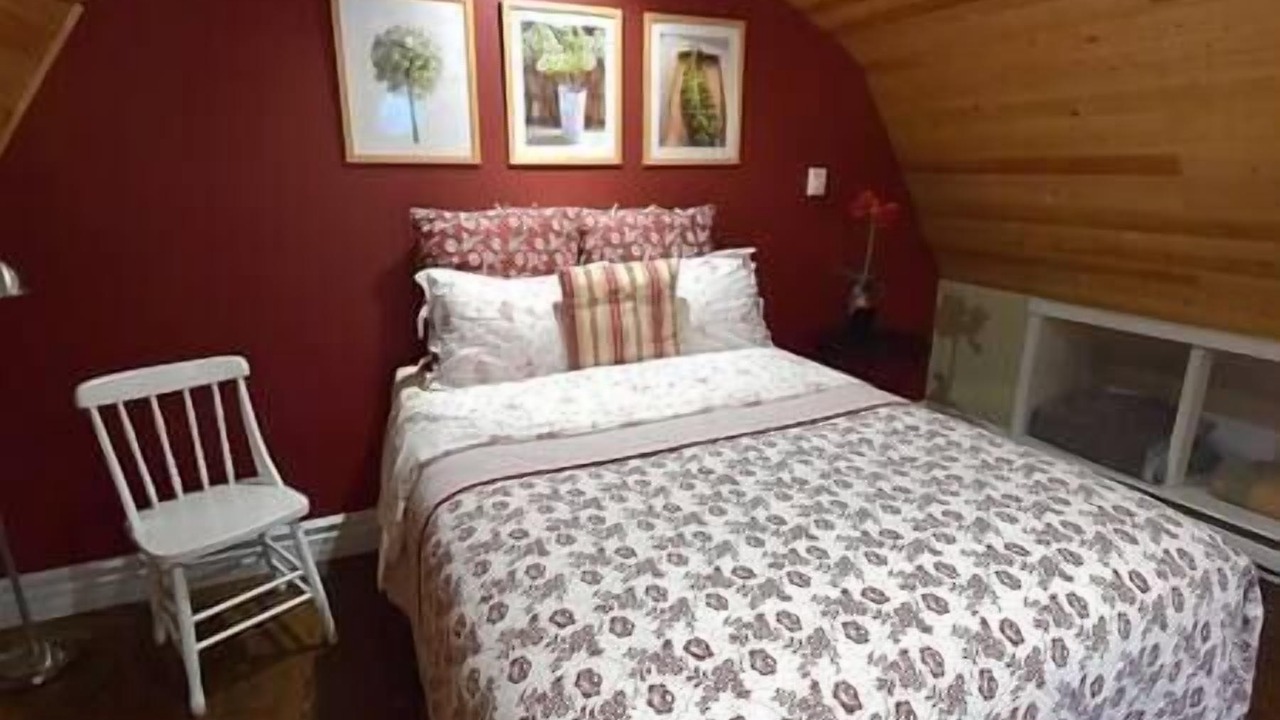 Photo of Bedroom in Saint Aime Des Lacs