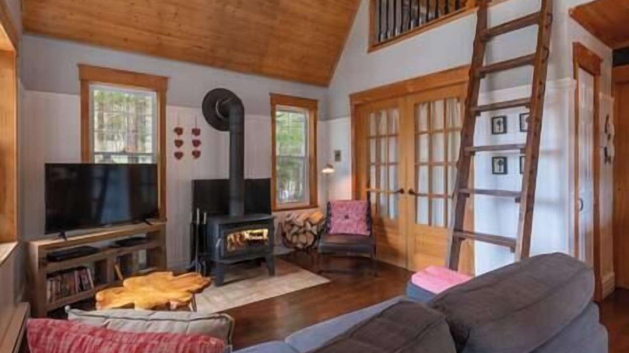 Photo of Livingroom in Saint Aime Des Lacs