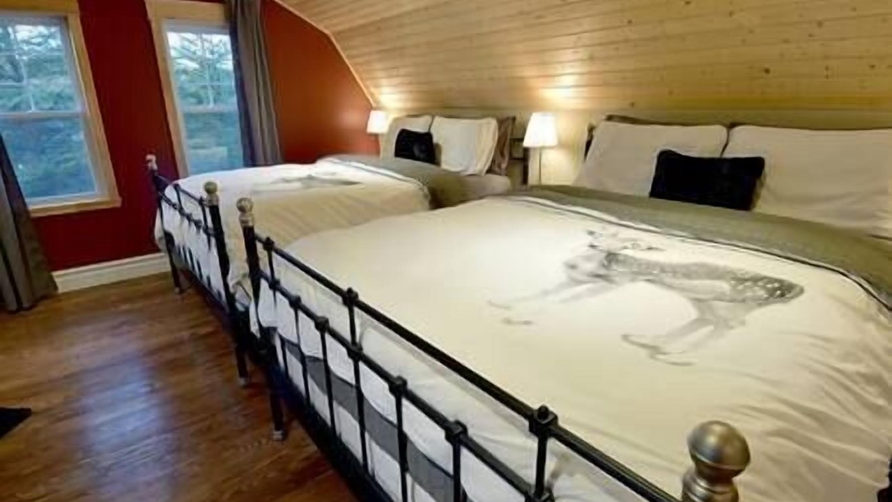 Photo of Bedroom in Saint Aime Des Lacs