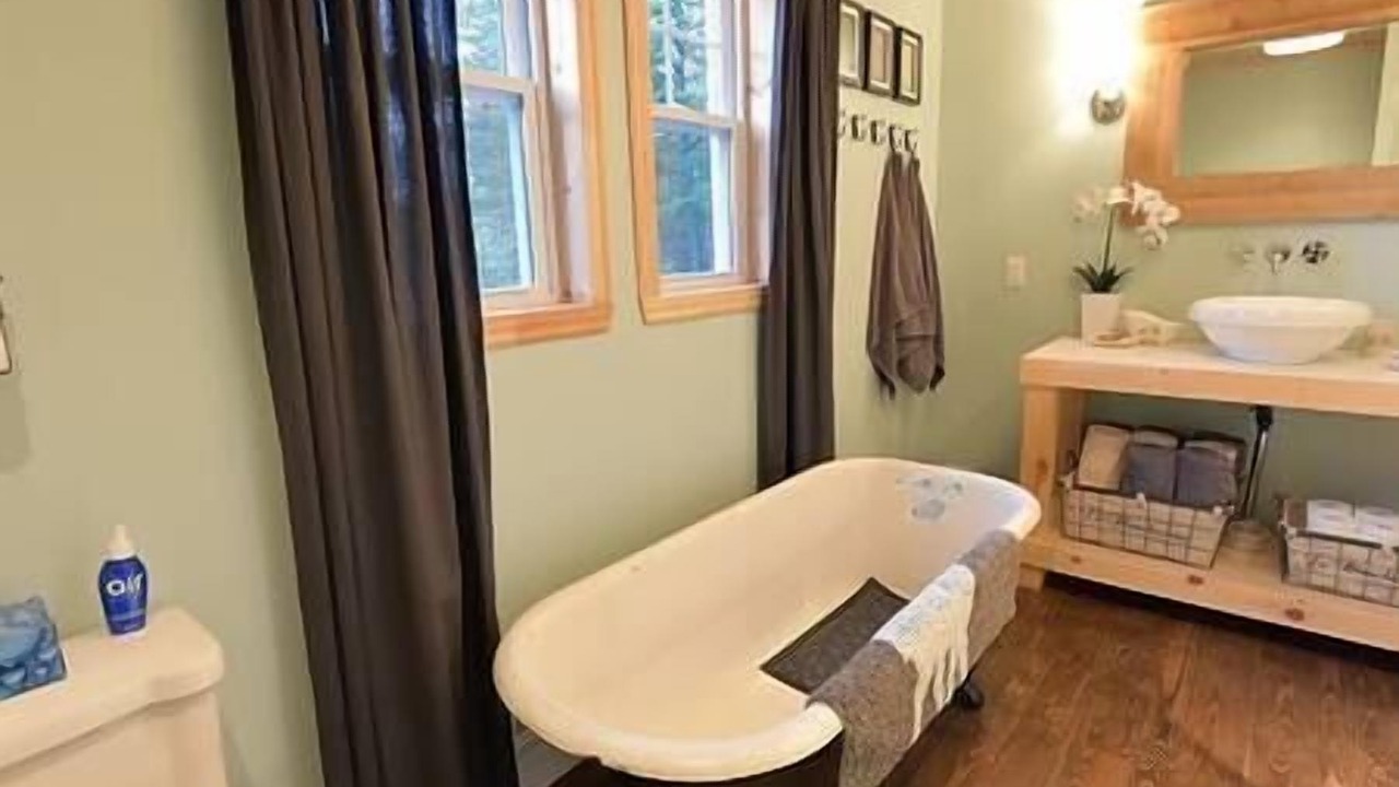 Photo of Bathroom in Saint Aime Des Lacs