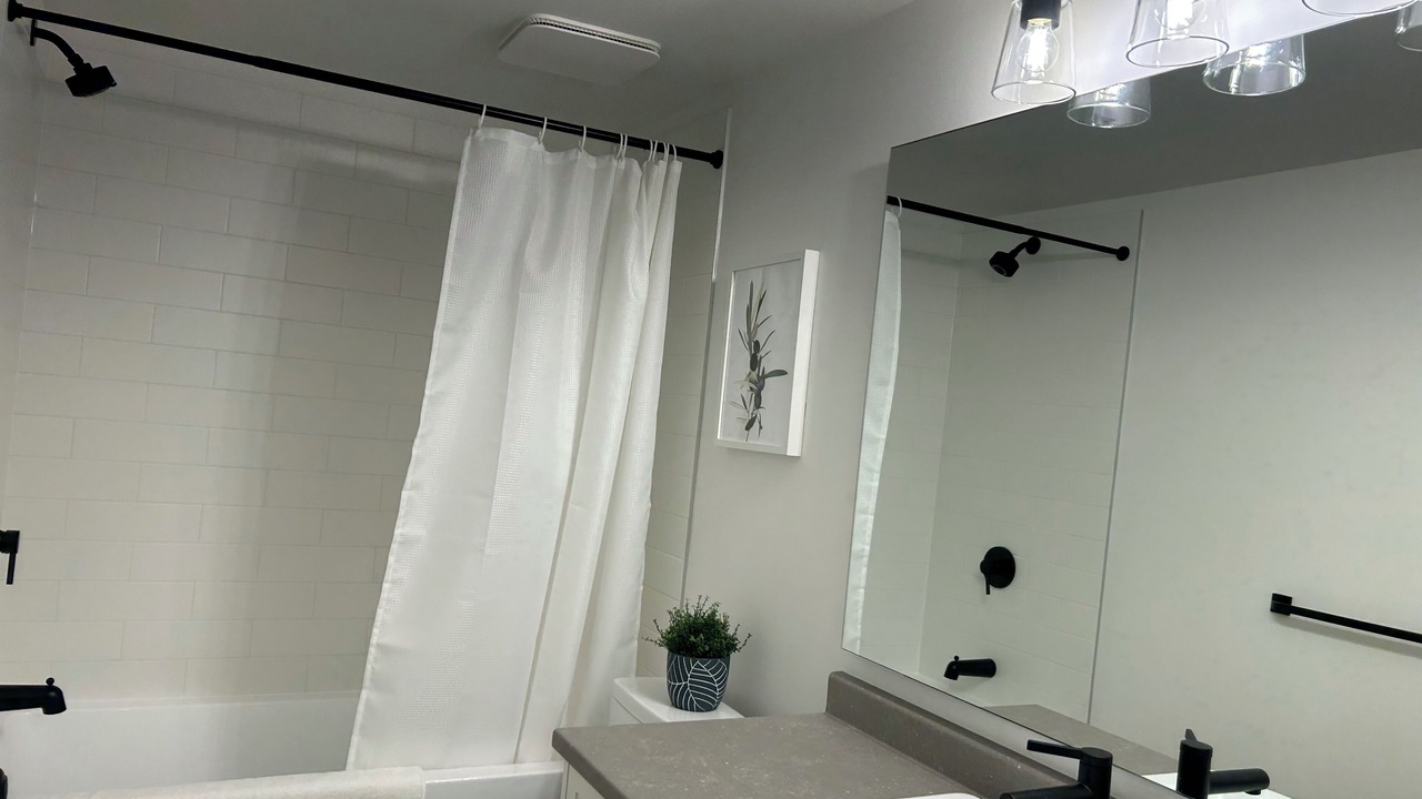 Photo of Bathroom in Willoughby