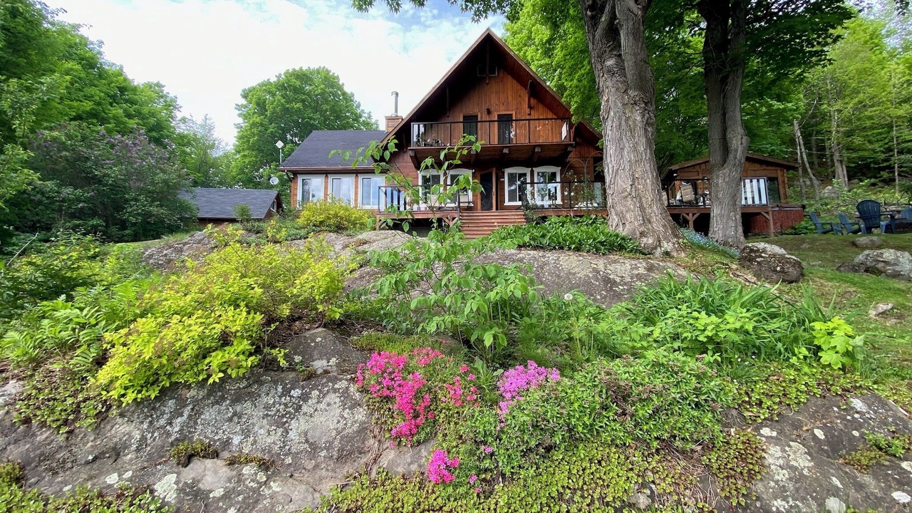 Photo of Outdoor in Notre-Dame-de-Pontmain