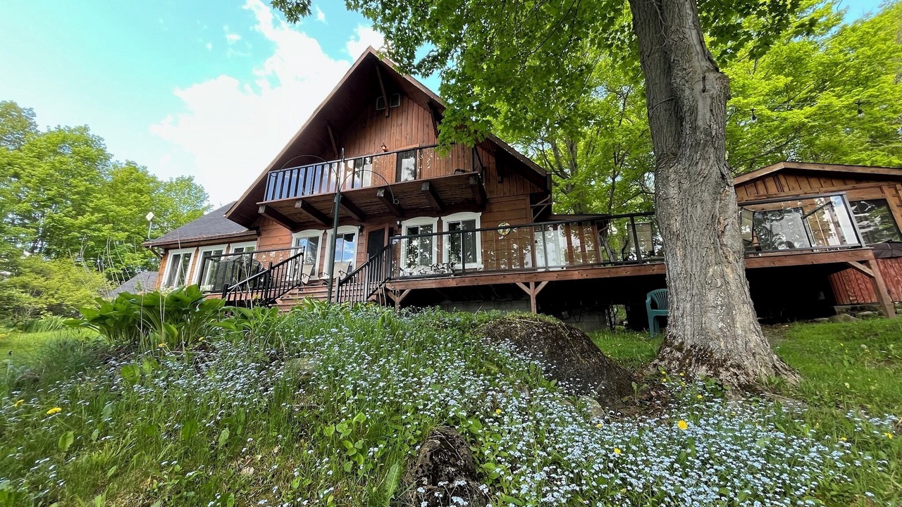 Photo of Outdoor in Notre-Dame-de-Pontmain