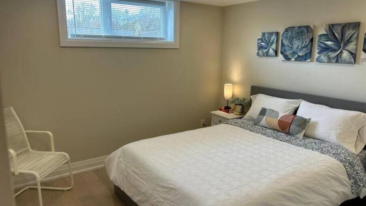 Photo of Bedroom in Lakeview