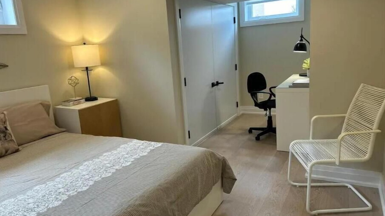 Photo of Bedroom in Lakeview
