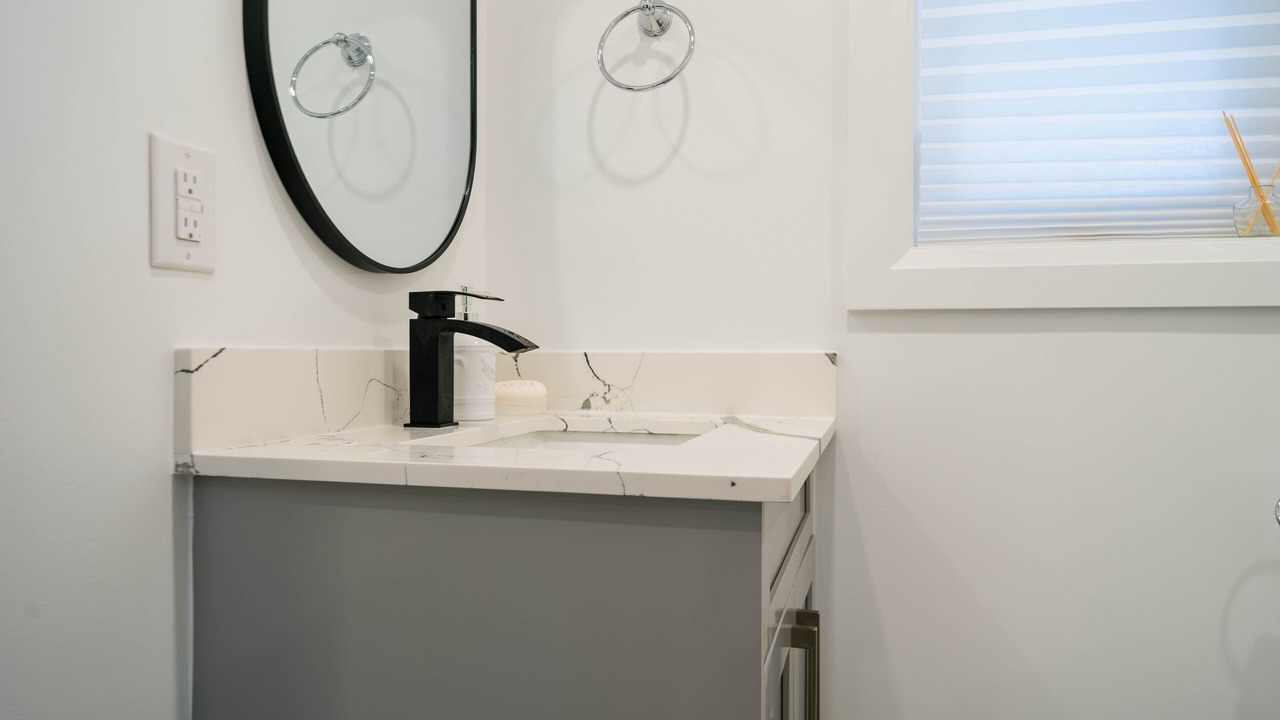 Photo of Bathroom in Niagara Falls