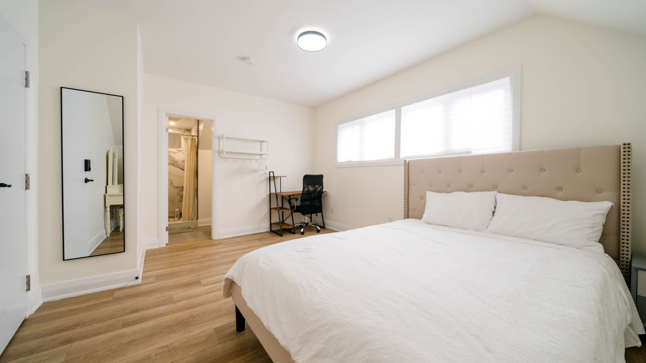 Photo of Bedroom in Niagara Falls
