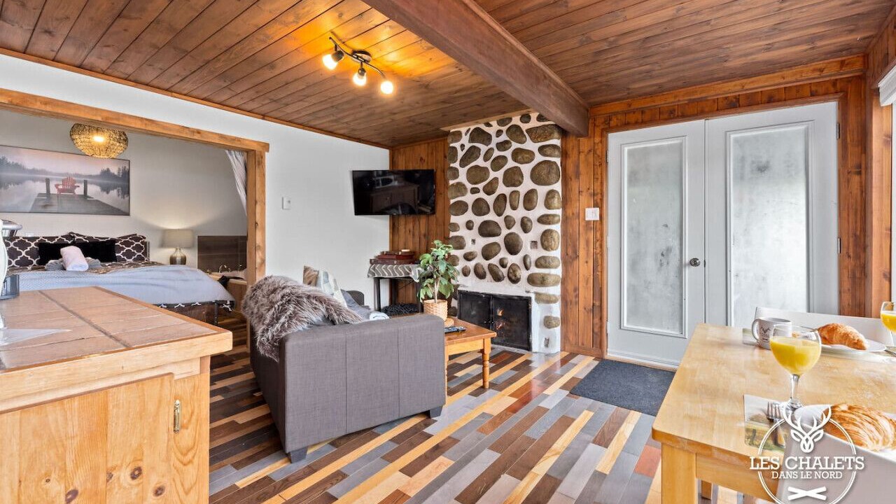Photo of Bedroom in Sainte-Lucie-des-Laurentides
