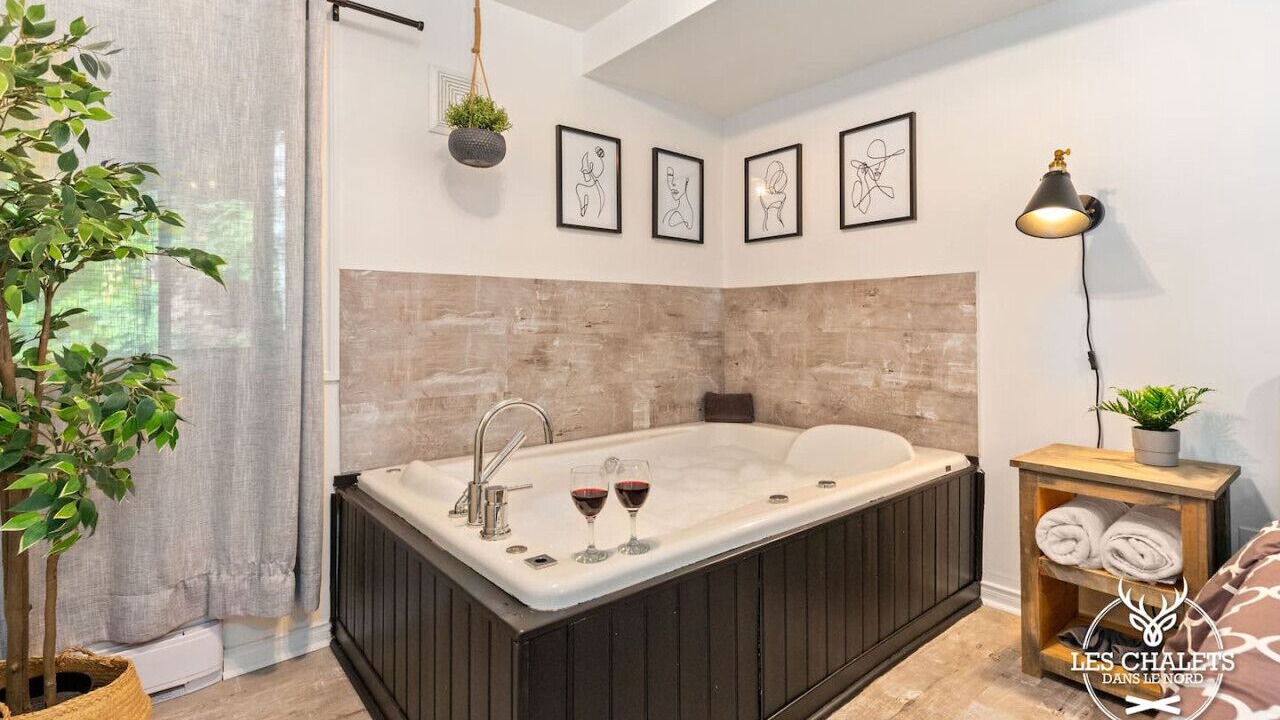 Photo of Bathroom in Sainte-Lucie-des-Laurentides