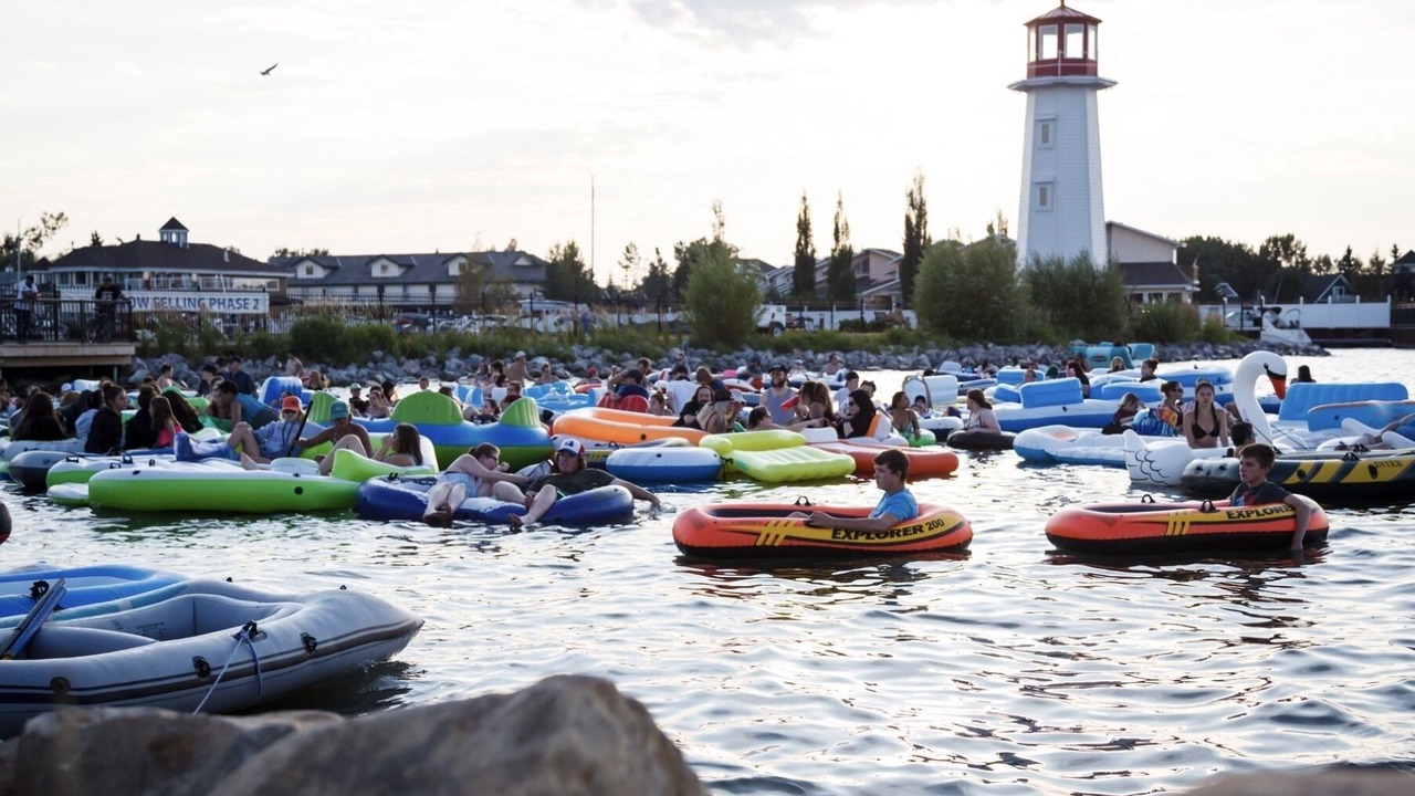 Photo of Others in Sylvan Lake